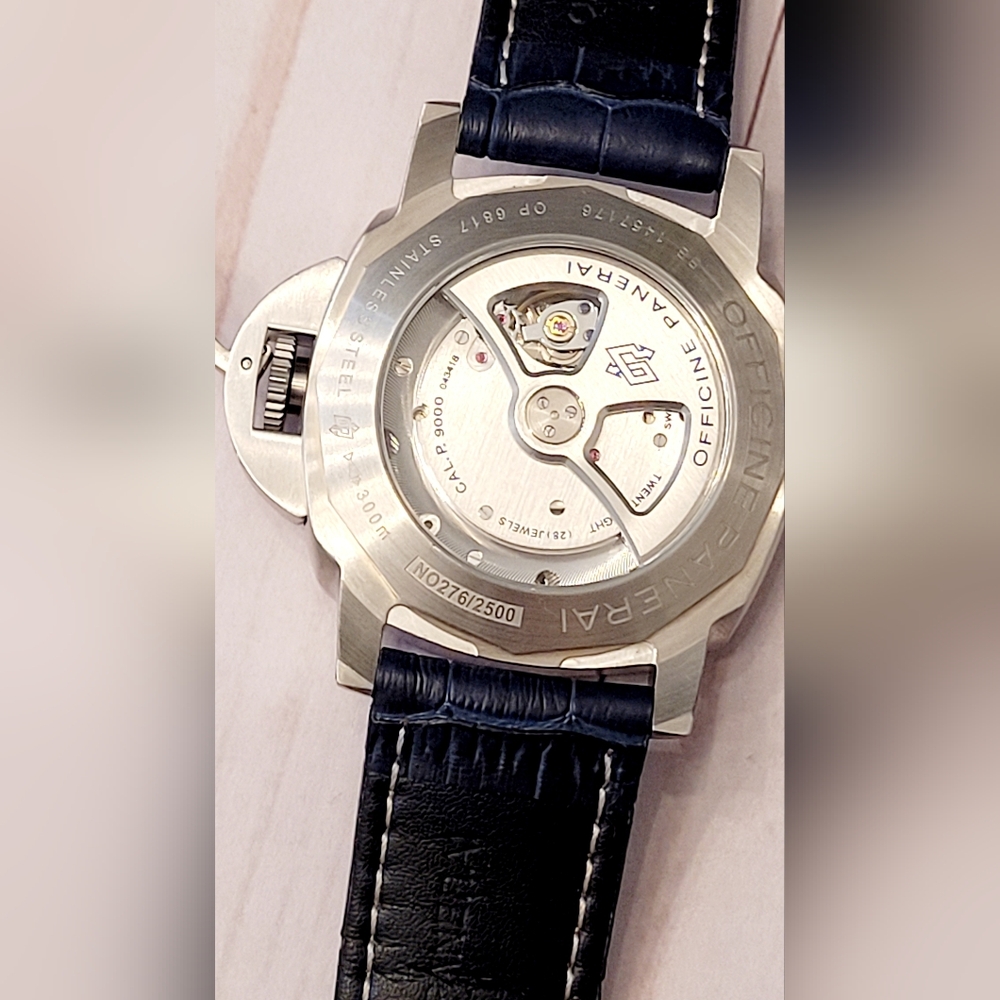 Panerai Luminor GMT with Blue and Silver Accents - Picture 7 of 14